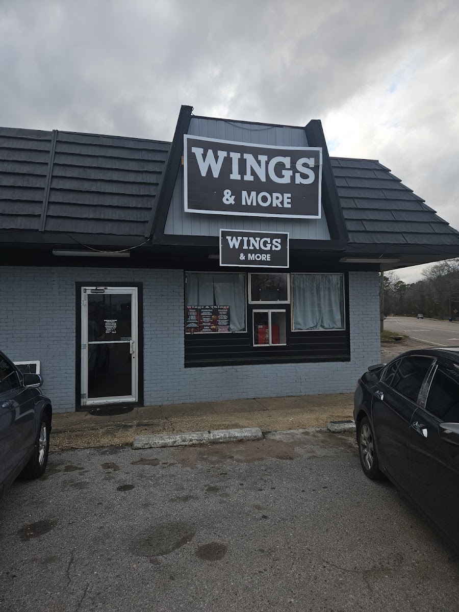 Wings & Things
